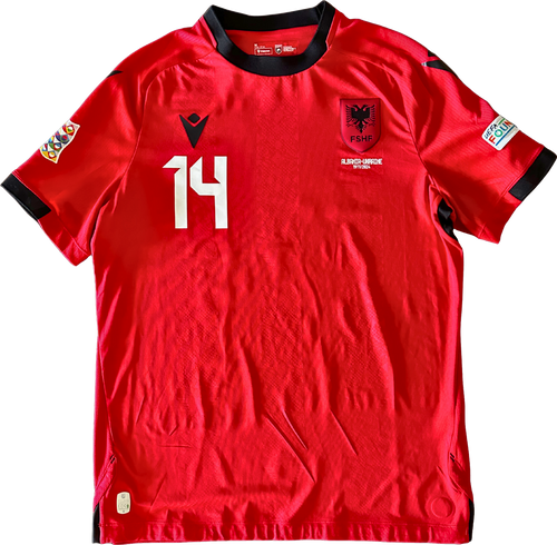 Jersey Albania local Qazim Laci usado y firmado