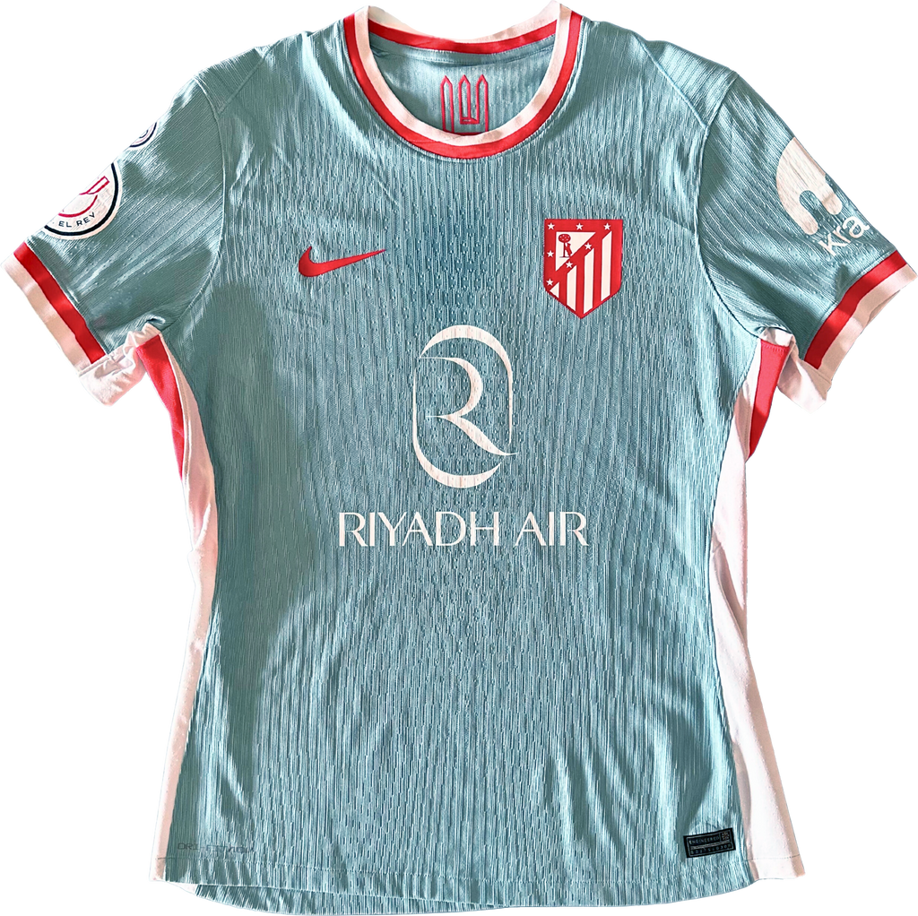 Jersey Atlético de Madrid visita Barrios usado y firmado
