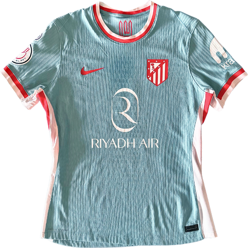 Jersey Atlético de Madrid visita Barrios usado y firmado