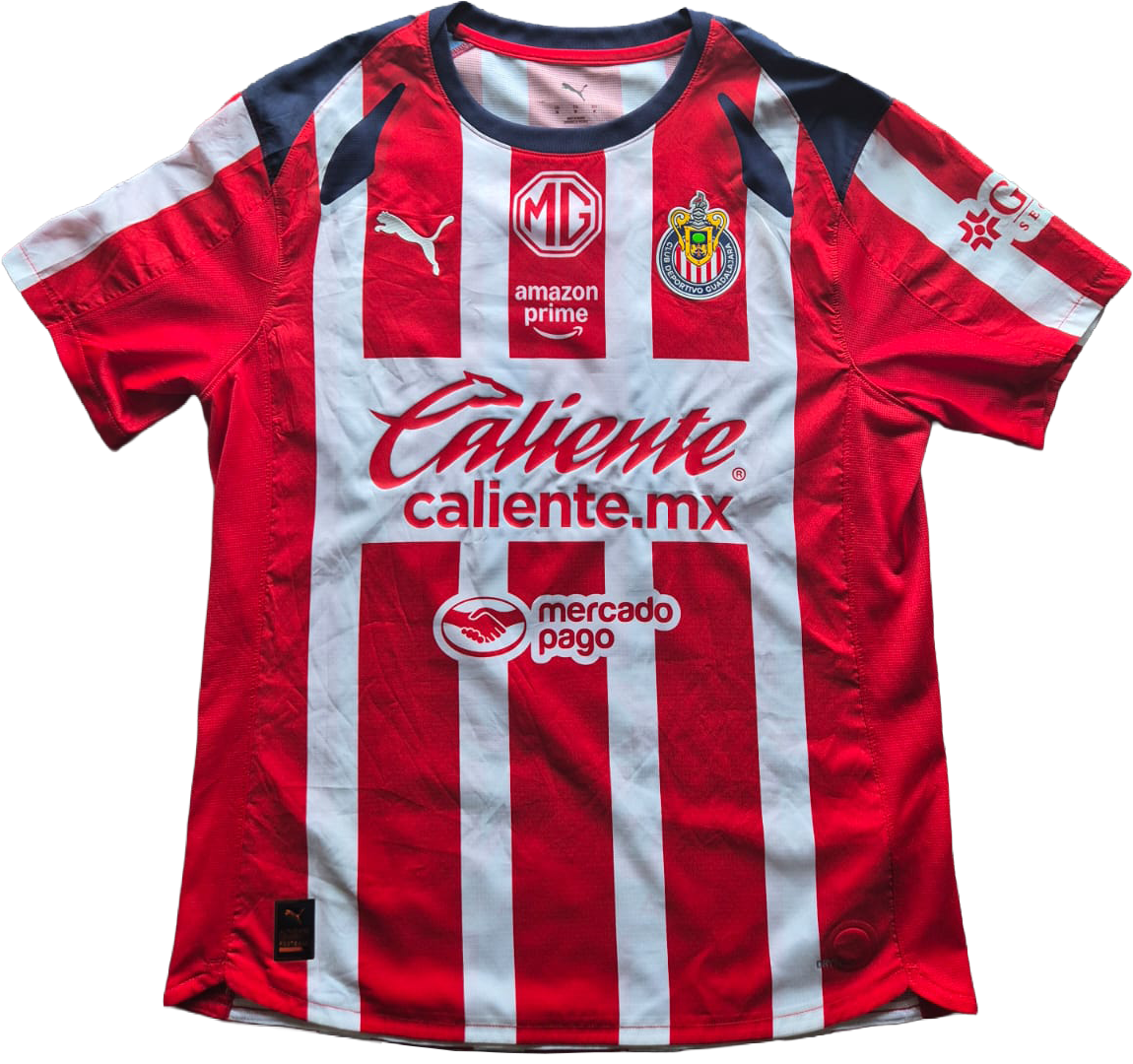 Jersey Chivas local Alvarez usado y firmado