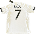 Jersey Fulham local Jiménez preparado y firmado