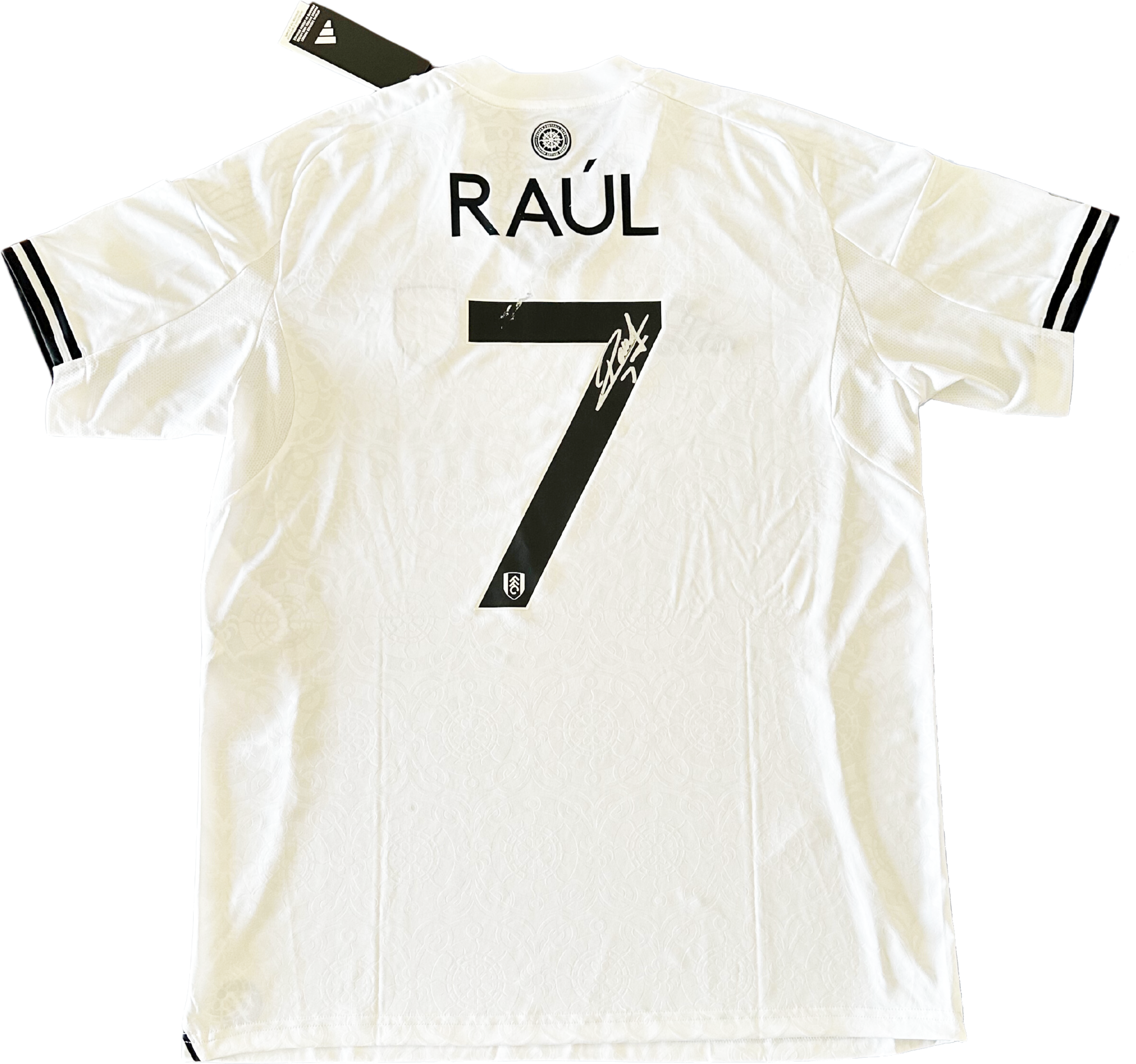 Jersey Fulham local Jiménez preparado y firmado
