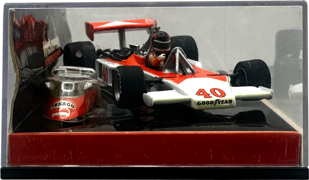 Mclaren Ford M23 British GP Villeneuve MINICHAMPS escala 1:43
