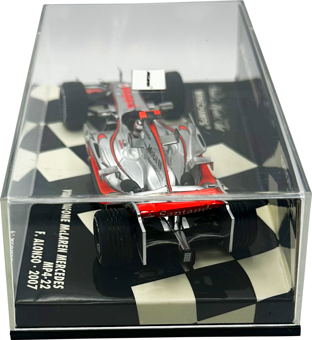 Vodafone Mclaren Mercedes MP4/22 Alonso MINICHAMPS escala 1:43