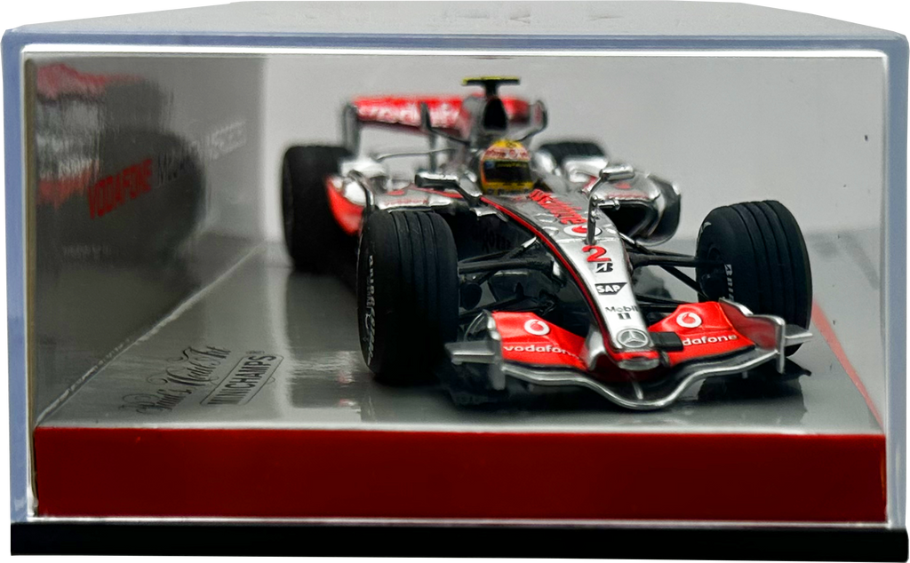 Vodafone Mclaren Mercedes MP4/22 Hamilton MINICHAMPS escala 1:43