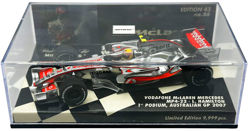 Vodafone Mclaren Mercedes MP4/22 1st Podium Hamilton MINICHAMPS esccala 1:43