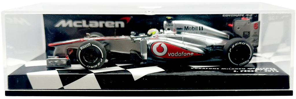 Vodafone Mclaren Mercedes MP4/28 Perez MINICHAMPS escala 1:43