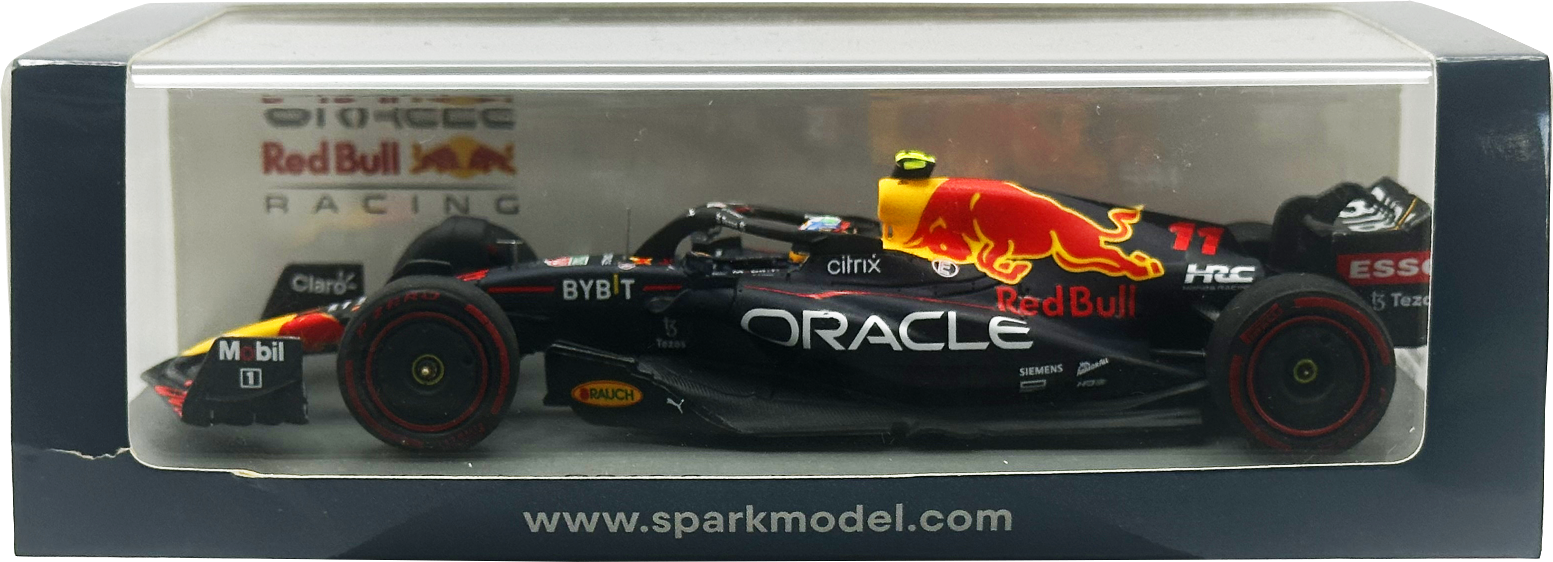 Oracle RedBull RB18 1st Pole Saudi Arabian GP Perez SPARK escala 1:43