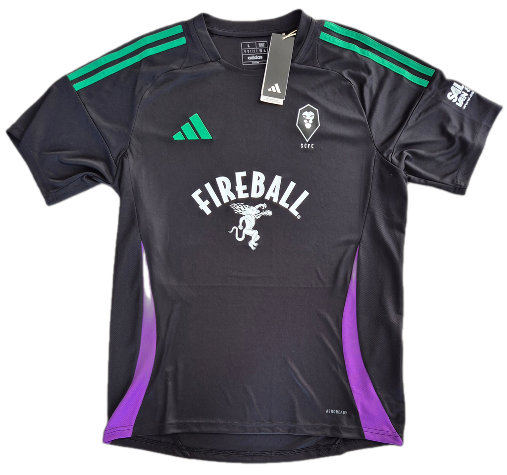 Jersey visita Salford City Temporada 2023-2024